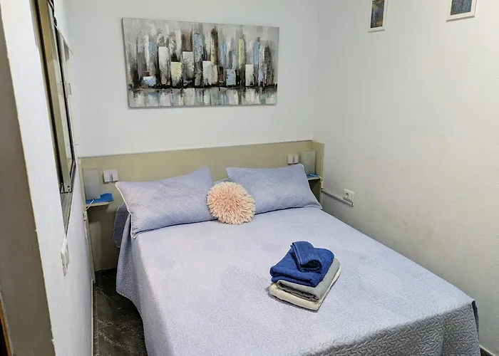 Burero Beach Stay - Comfy - Near Airport & Beaches
