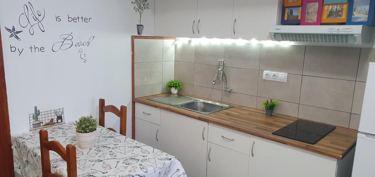 Burero - Comfy - Near Airport & Beaches Apartment El Burrero
